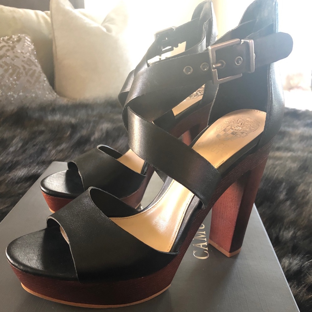 Vince Camuto / Elizza Platform Sandal